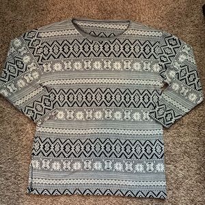 Vintage black and white patterned sweater